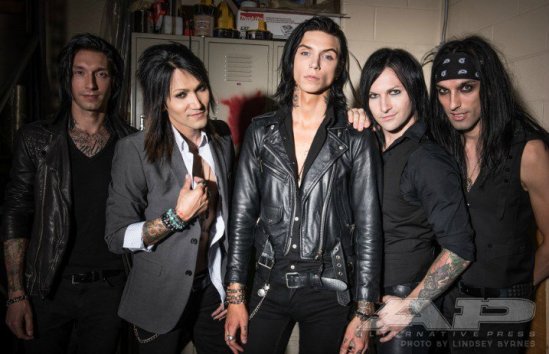 blackveilbrides_header_2016